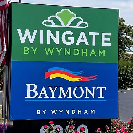 Wingate By Wyndham Dayton North Hotel ภายนอก รูปภาพ