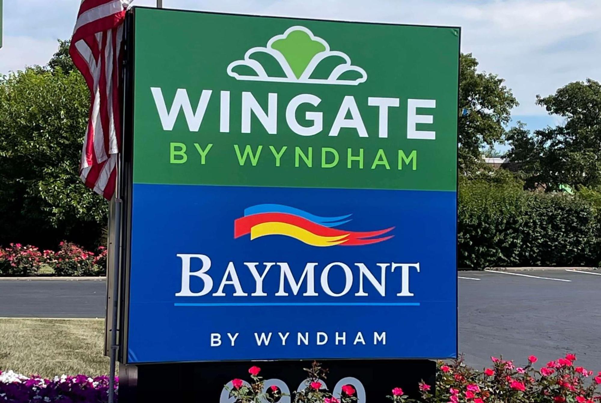 Wingate By Wyndham Dayton North Hotel ภายนอก รูปภาพ