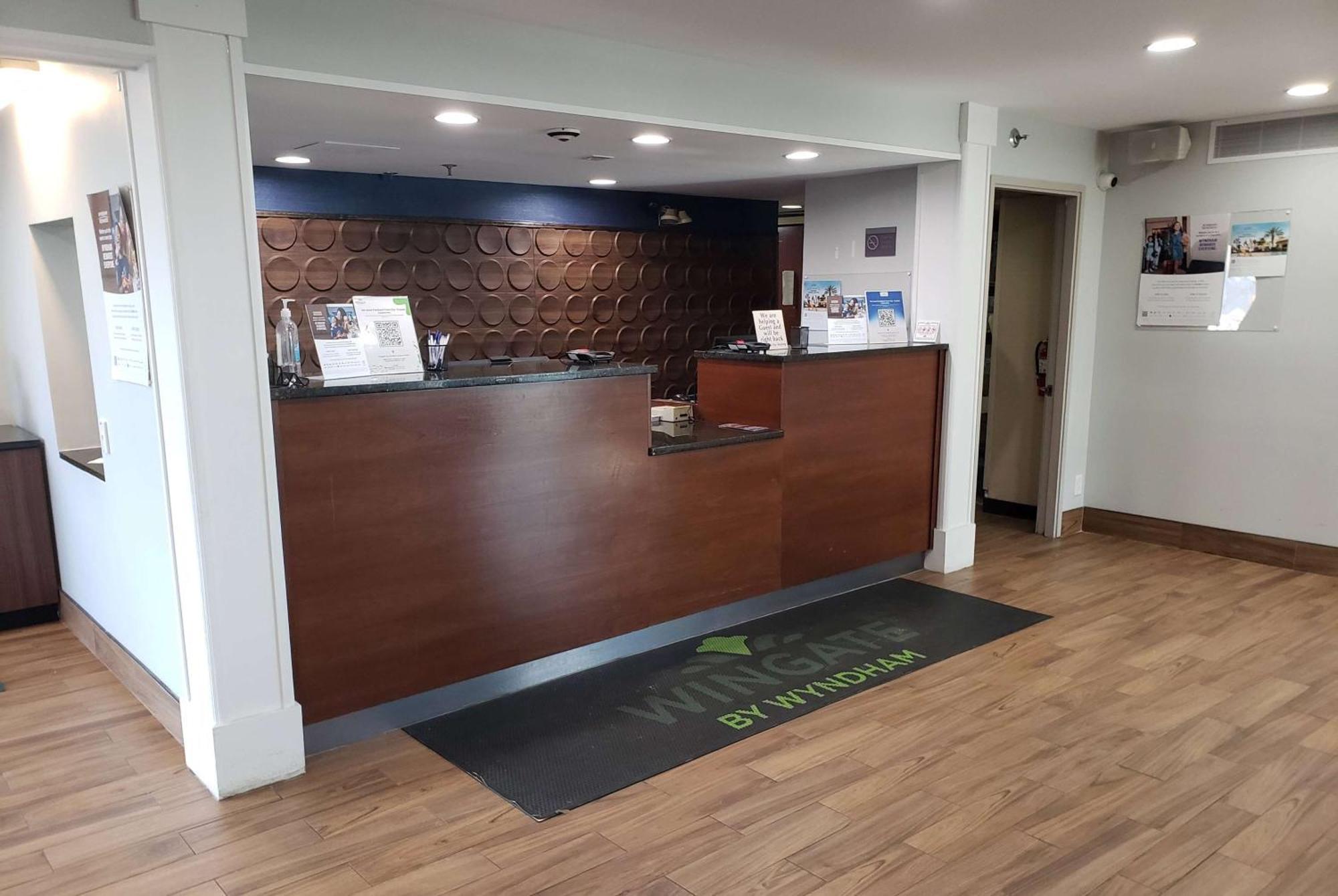 Wingate By Wyndham Dayton North Hotel ภายนอก รูปภาพ