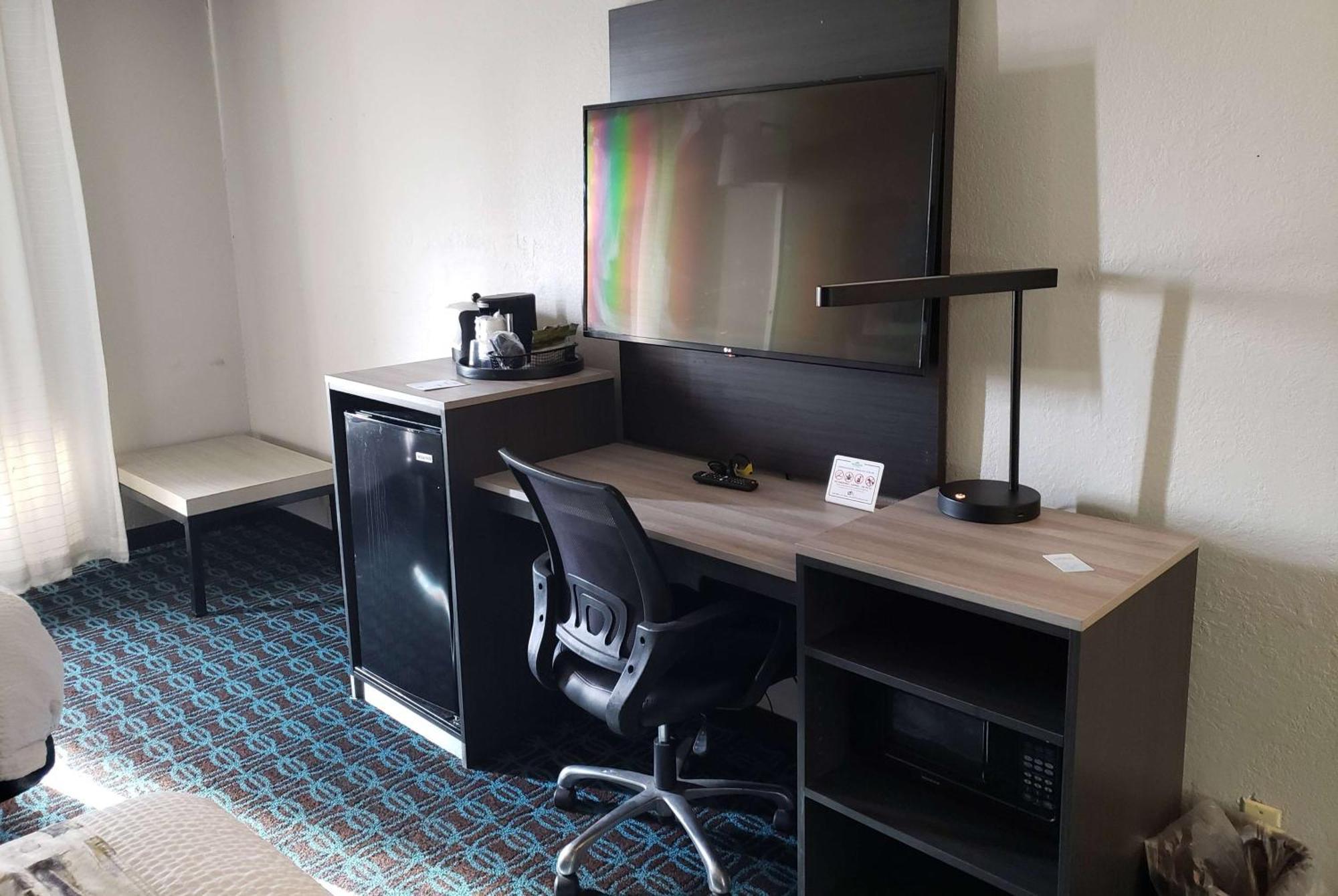 Wingate By Wyndham Dayton North Hotel ภายนอก รูปภาพ